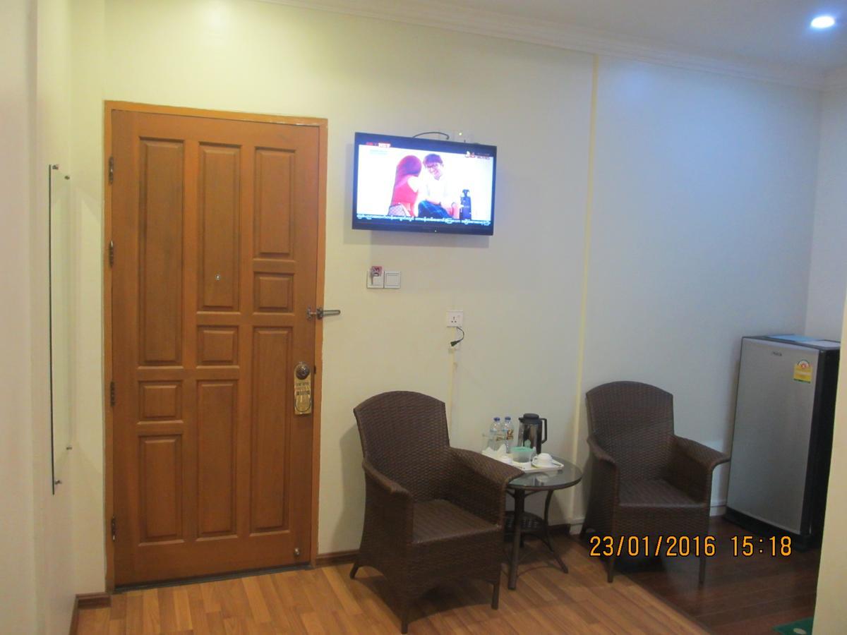 Win Star Hotel Мандалай Екстер'єр фото